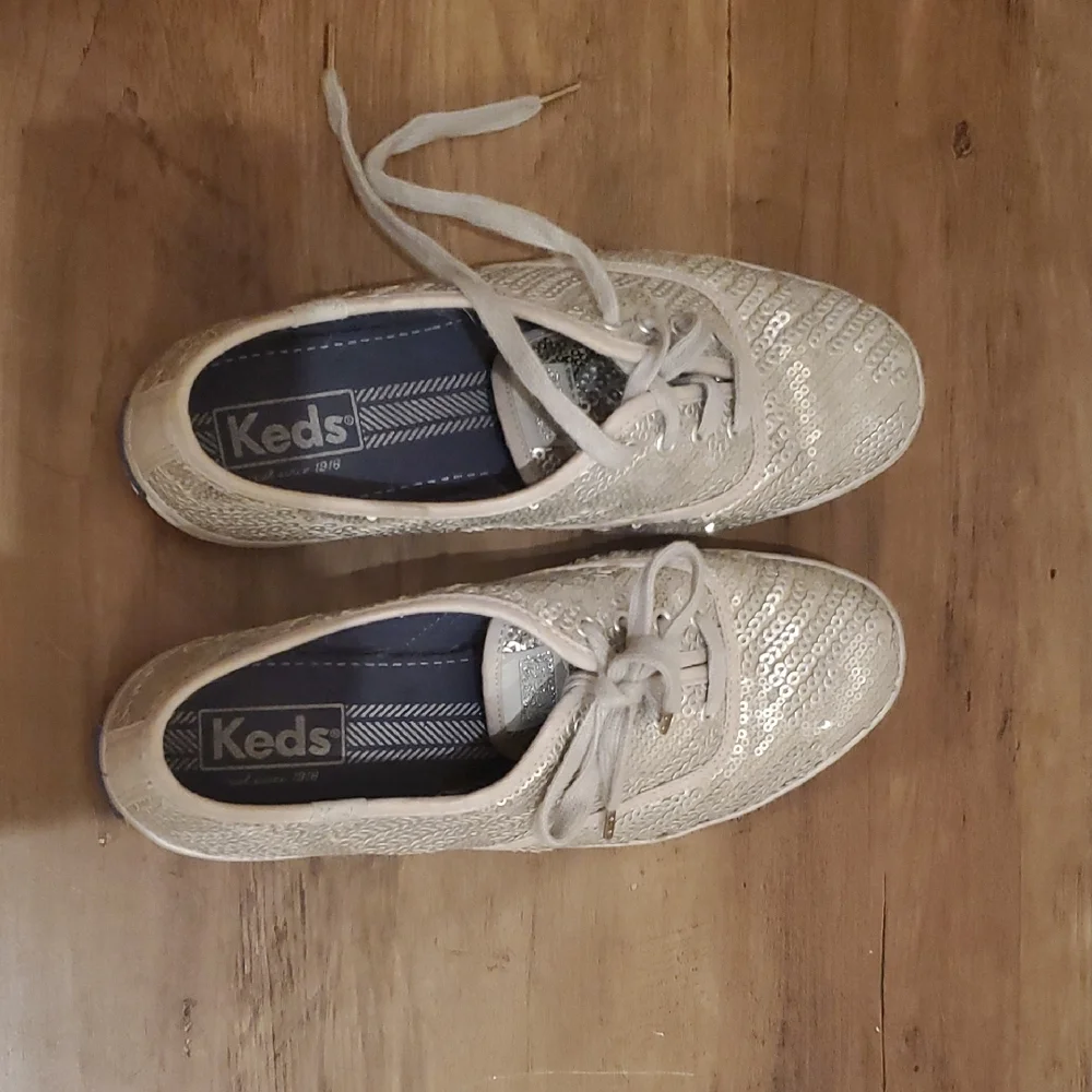 Women's Sequin Sneakers - Picture 6 of 6